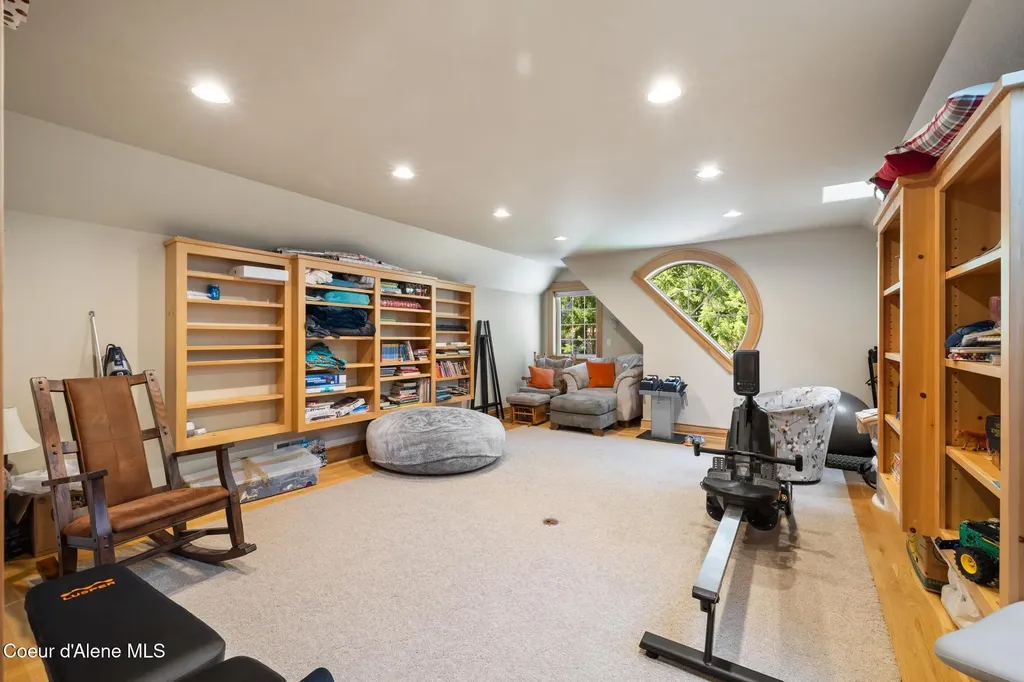 4459 E Ogara Road Harrison ID 83833