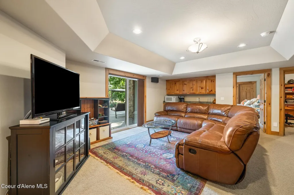 4459 E Ogara Road Harrison ID 83833