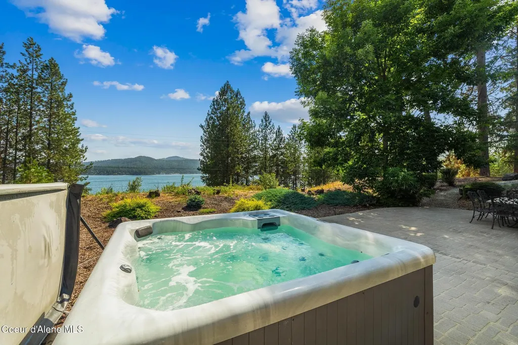 4459 E Ogara Road Harrison ID 83833