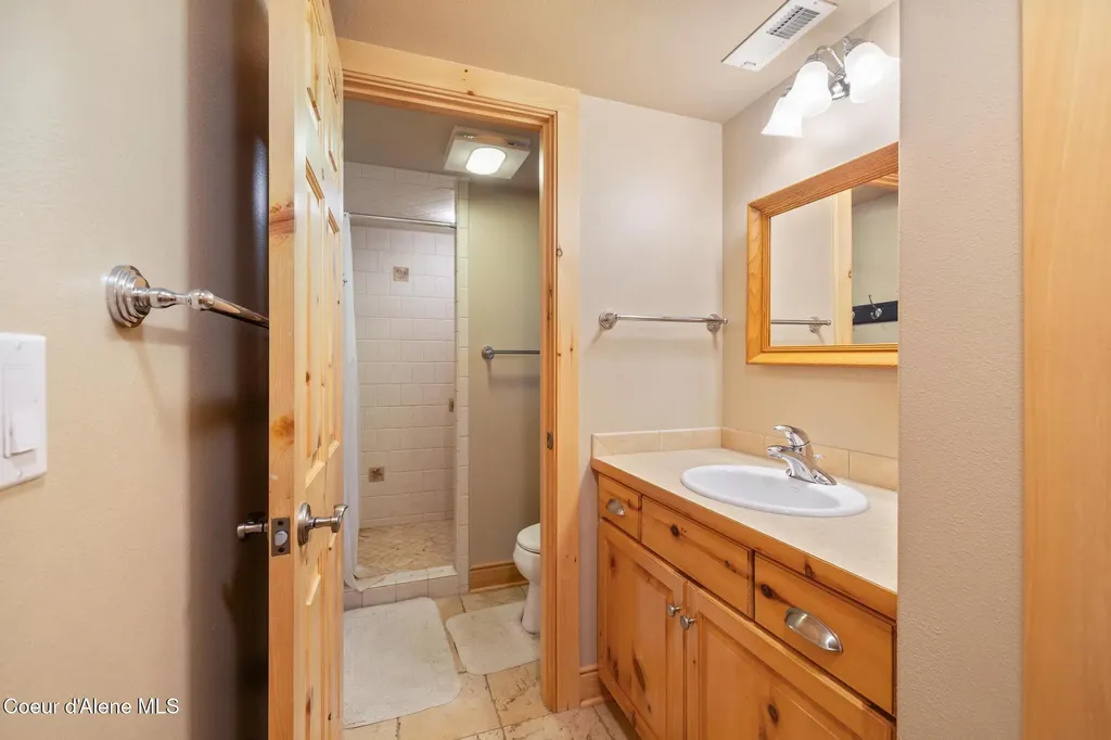 4459 E Ogara Road Harrison ID 83833