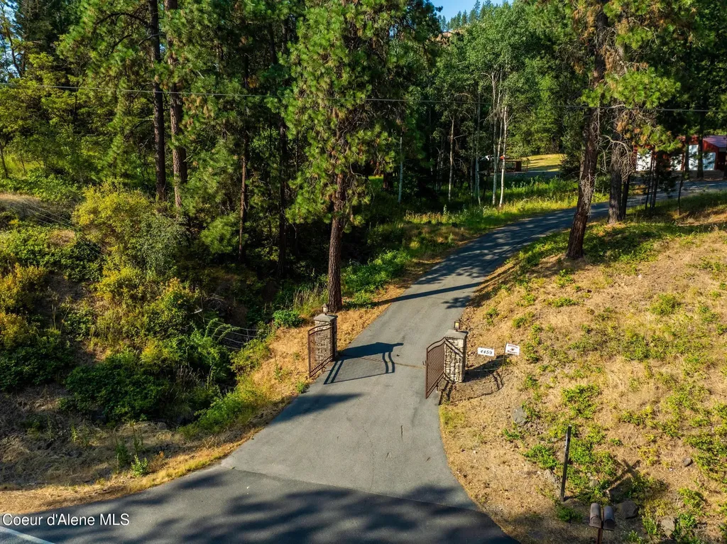 4459 E Ogara Road Harrison ID 83833
