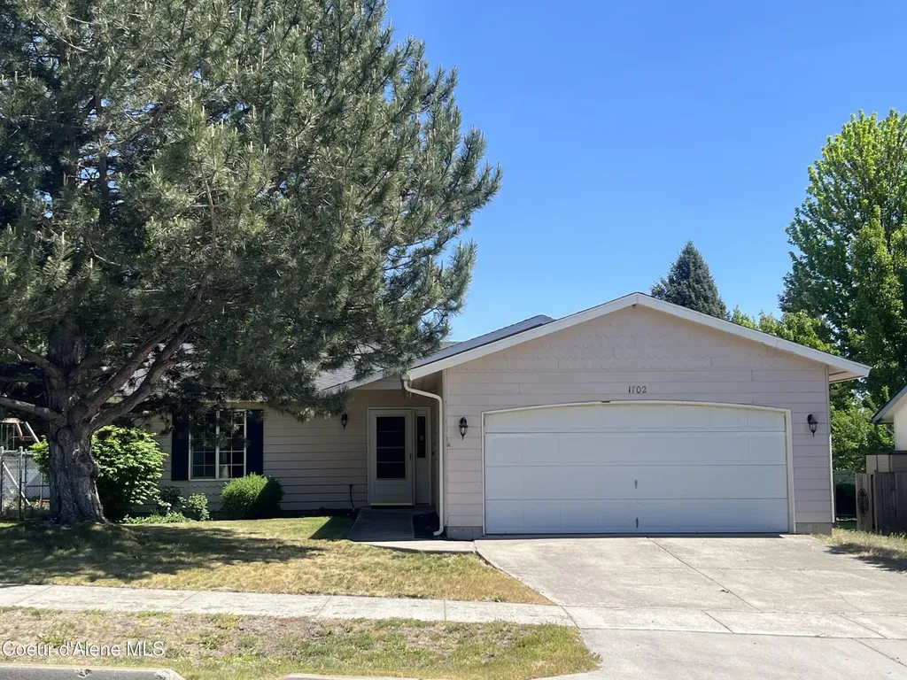 1702 N Summer Rose Street Post Falls ID 83854