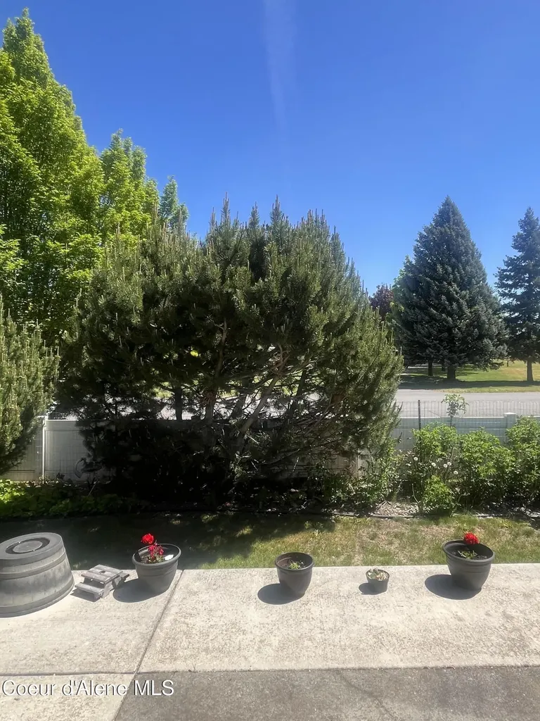 1702 N Summer Rose Street Post Falls ID 83854