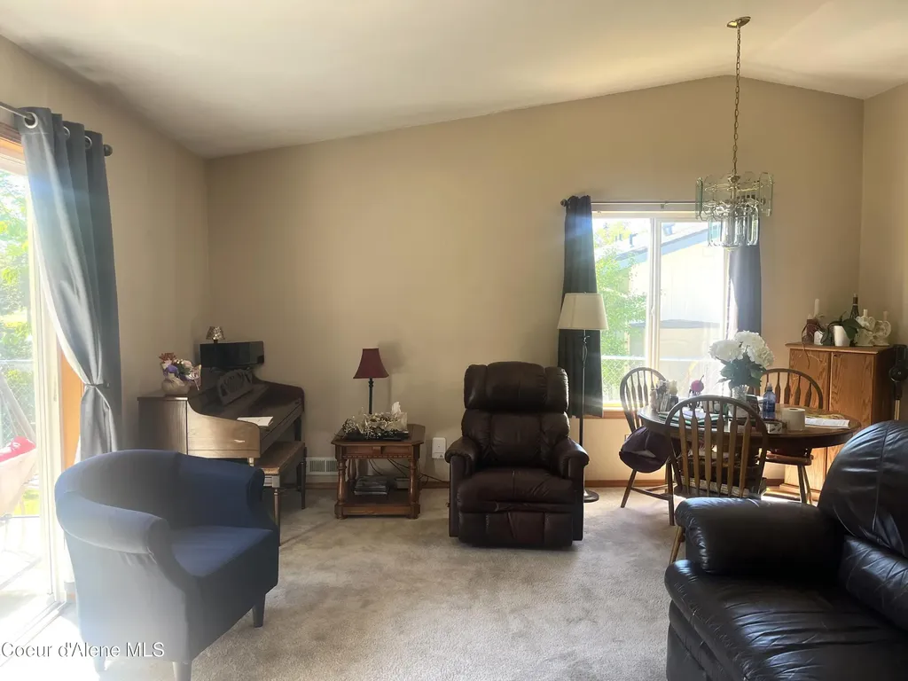 1702 N Summer Rose Street Post Falls ID 83854