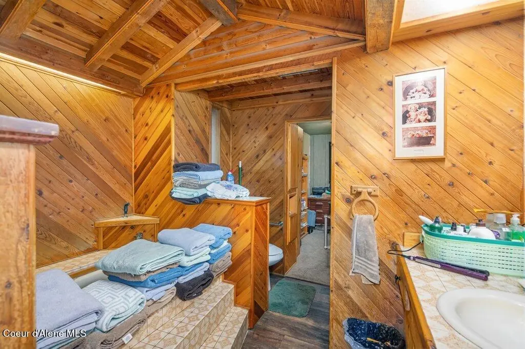 457 Lodgepole Road Athol ID 83801