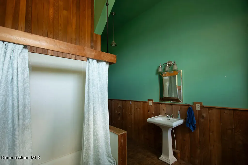 565 Poplar Street Clarkia ID 83812