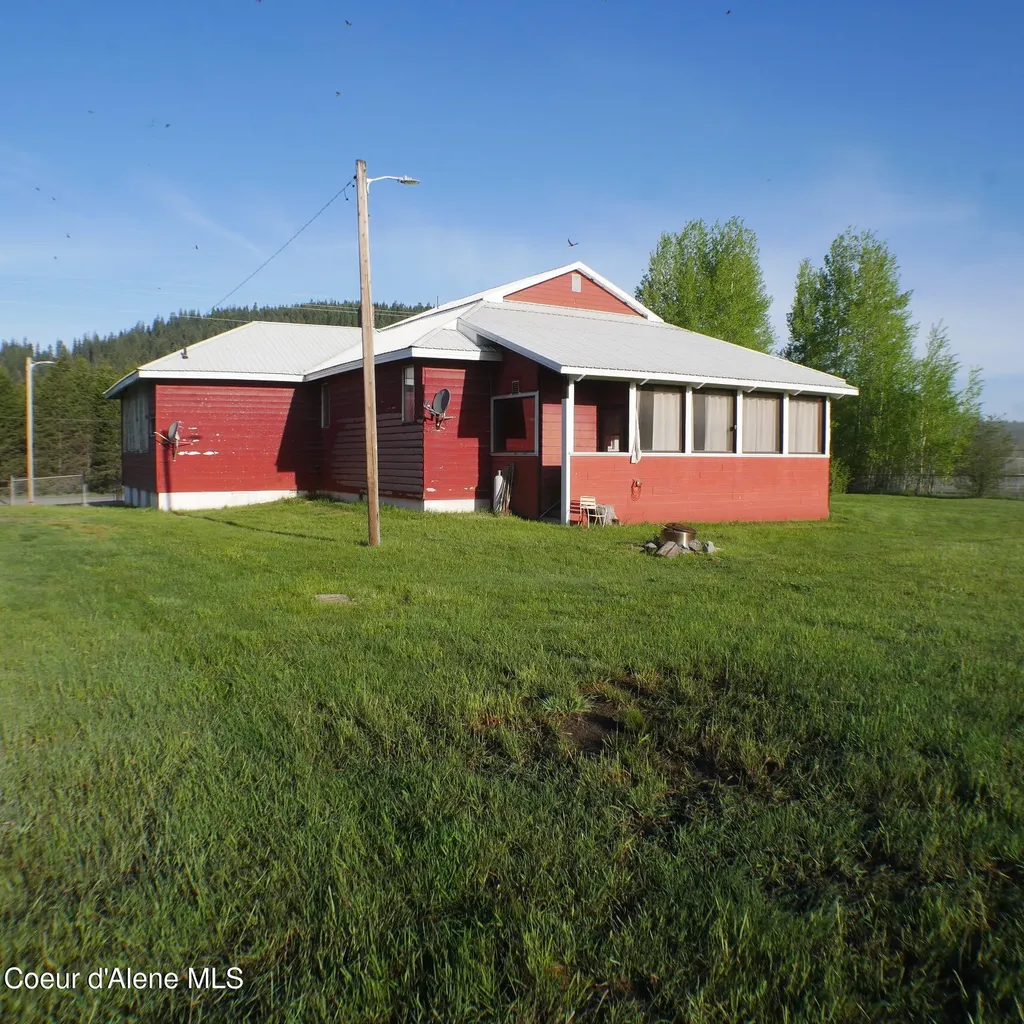 565 Poplar Street Clarkia ID 83812