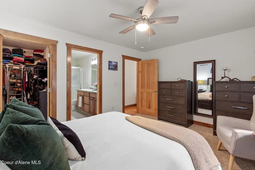 11074 W Riverview Drive Post Falls ID 83854