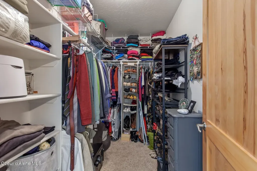 11074 W Riverview Drive Post Falls ID 83854