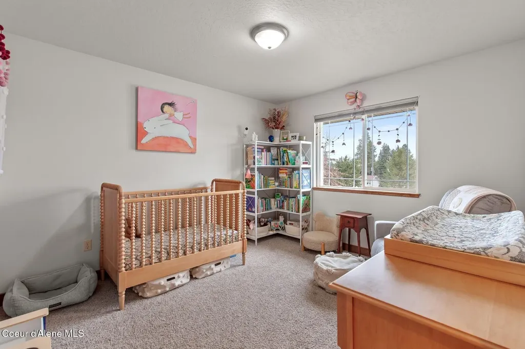 11074 W Riverview Drive Post Falls ID 83854