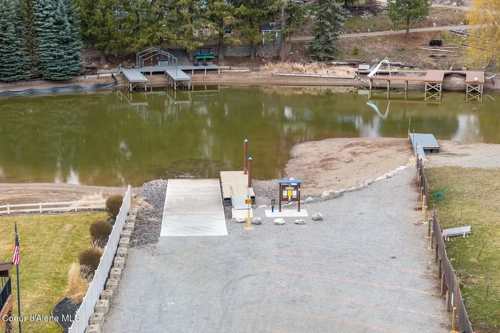 11074 W Riverview Drive Post Falls ID 83854
