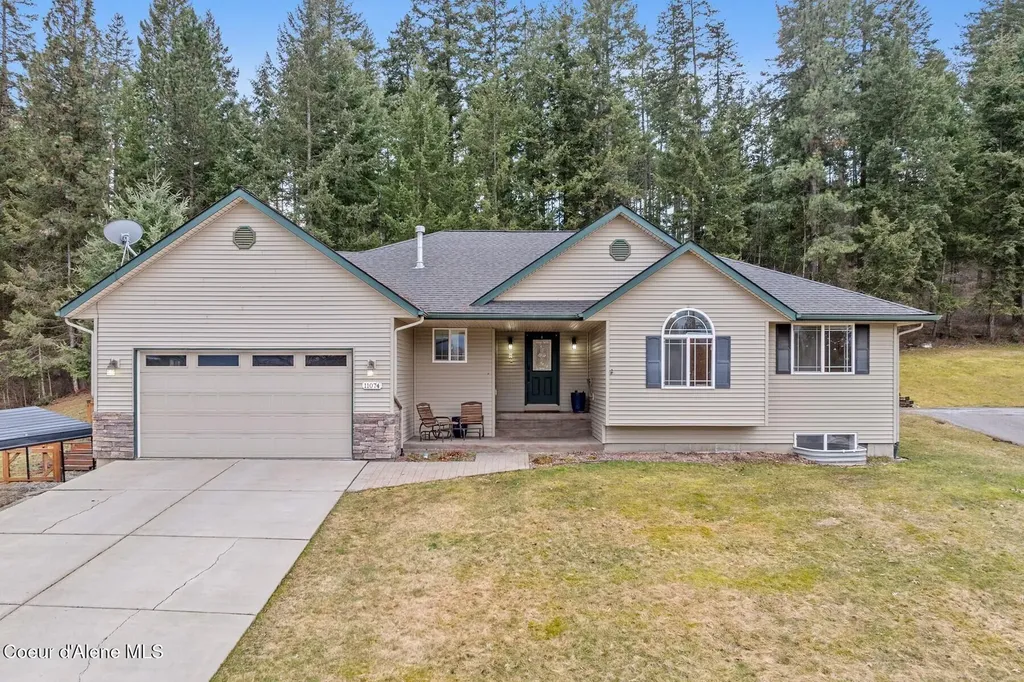 11074 W Riverview Drive Post Falls ID 83854