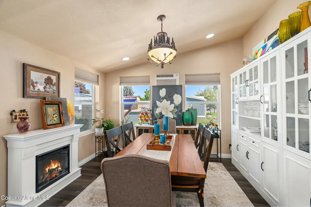 2043 W Lady Anne Way Post Falls ID 83854