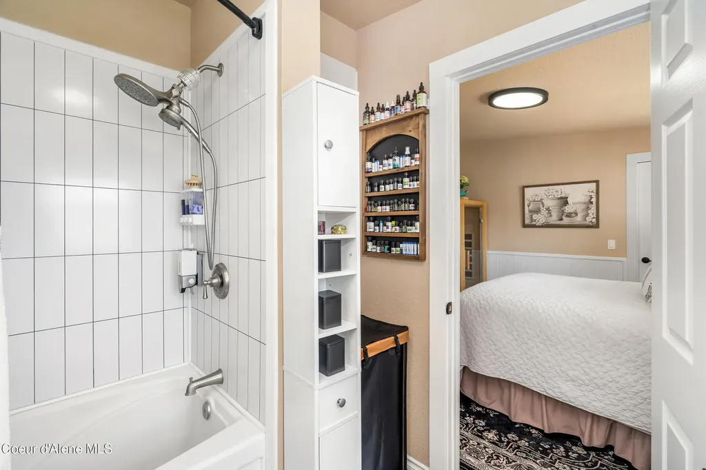 2043 W Lady Anne Way Post Falls ID 83854