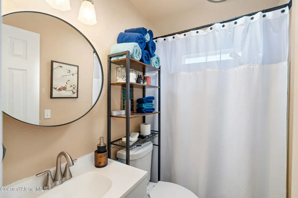 2043 W Lady Anne Way Post Falls ID 83854