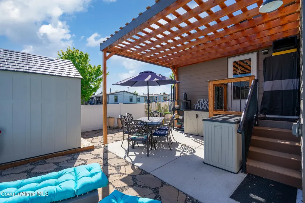 2043 W Lady Anne Way Post Falls ID 83854