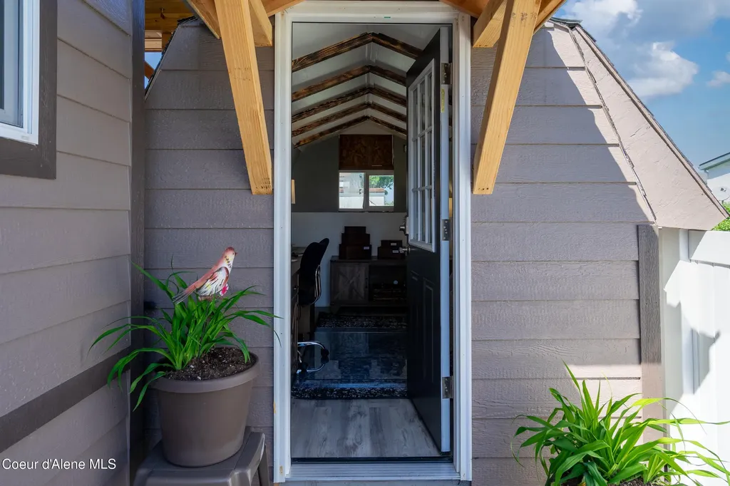 2043 W Lady Anne Way Post Falls ID 83854