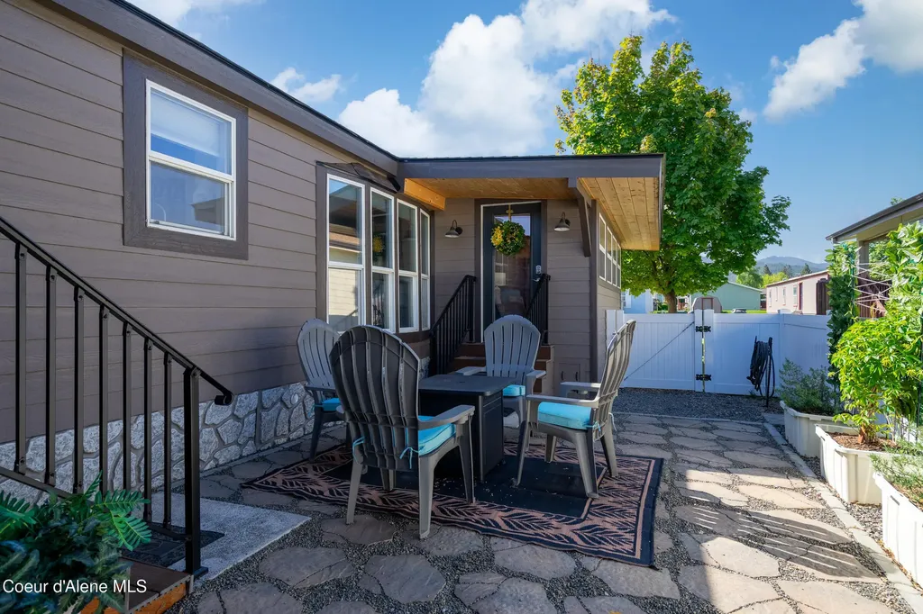 2043 W Lady Anne Way Post Falls ID 83854