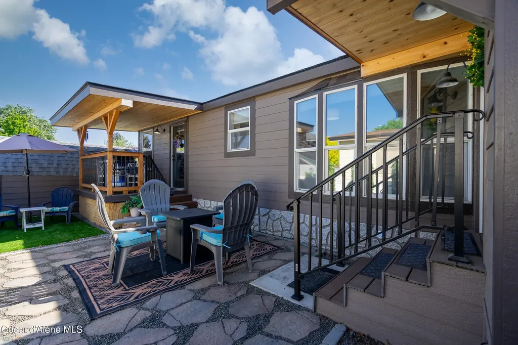 2043 W Lady Anne Way Post Falls ID 83854
