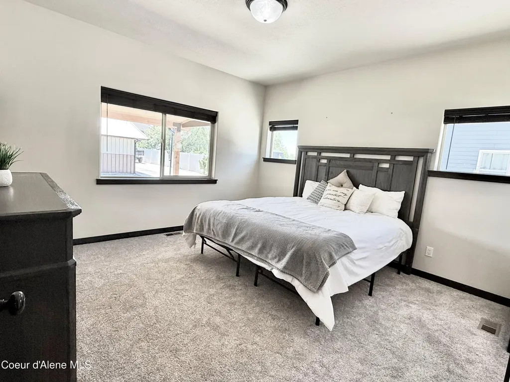 854 W Ashworth Lane Post Falls ID 83854