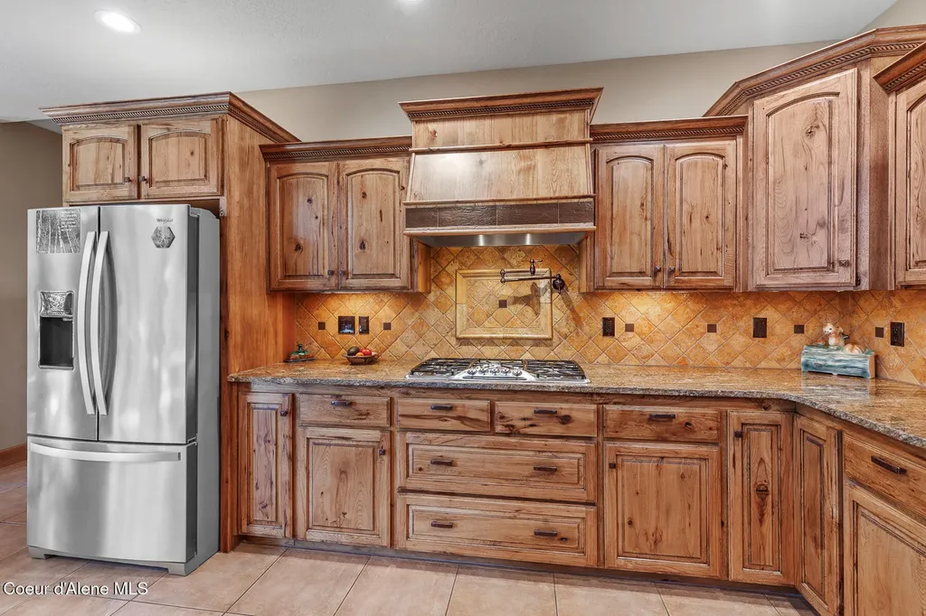 10938 W Twin Lakes Road Rathdrum ID 83858