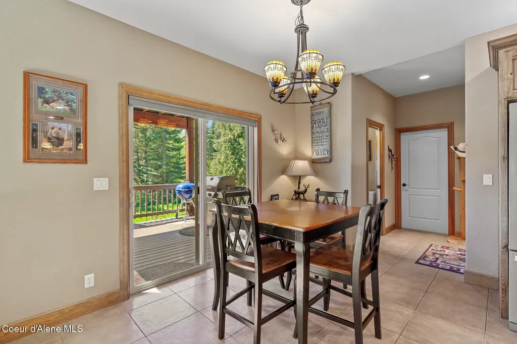 10938 W Twin Lakes Road Rathdrum ID 83858