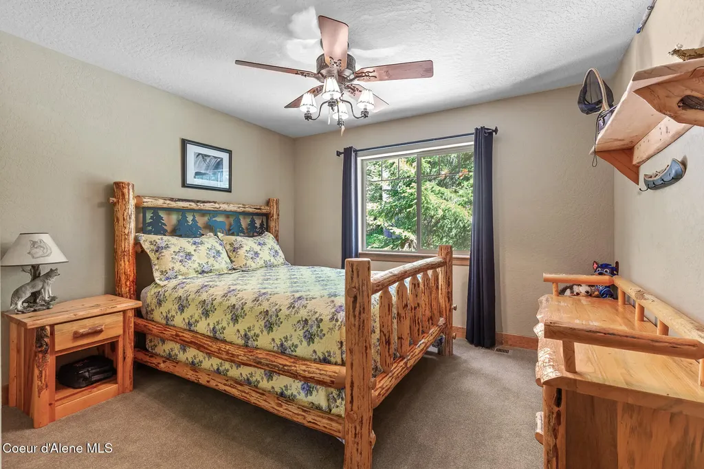 10938 W Twin Lakes Road Rathdrum ID 83858