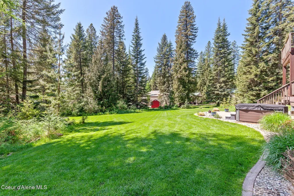 10938 W Twin Lakes Road Rathdrum ID 83858
