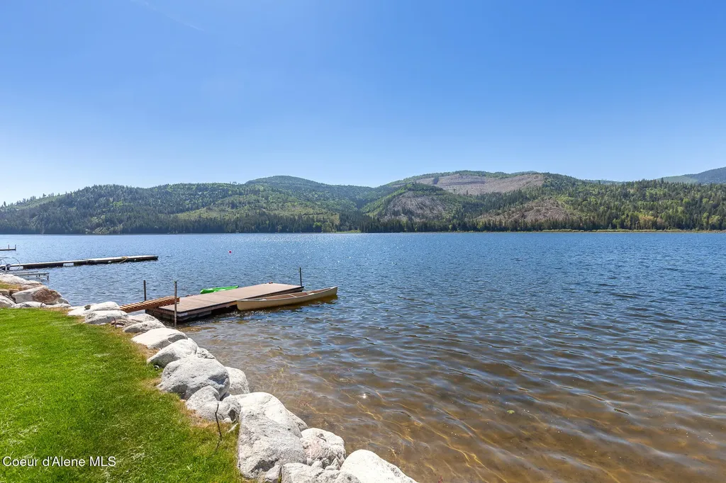 10938 W Twin Lakes Road Rathdrum ID 83858