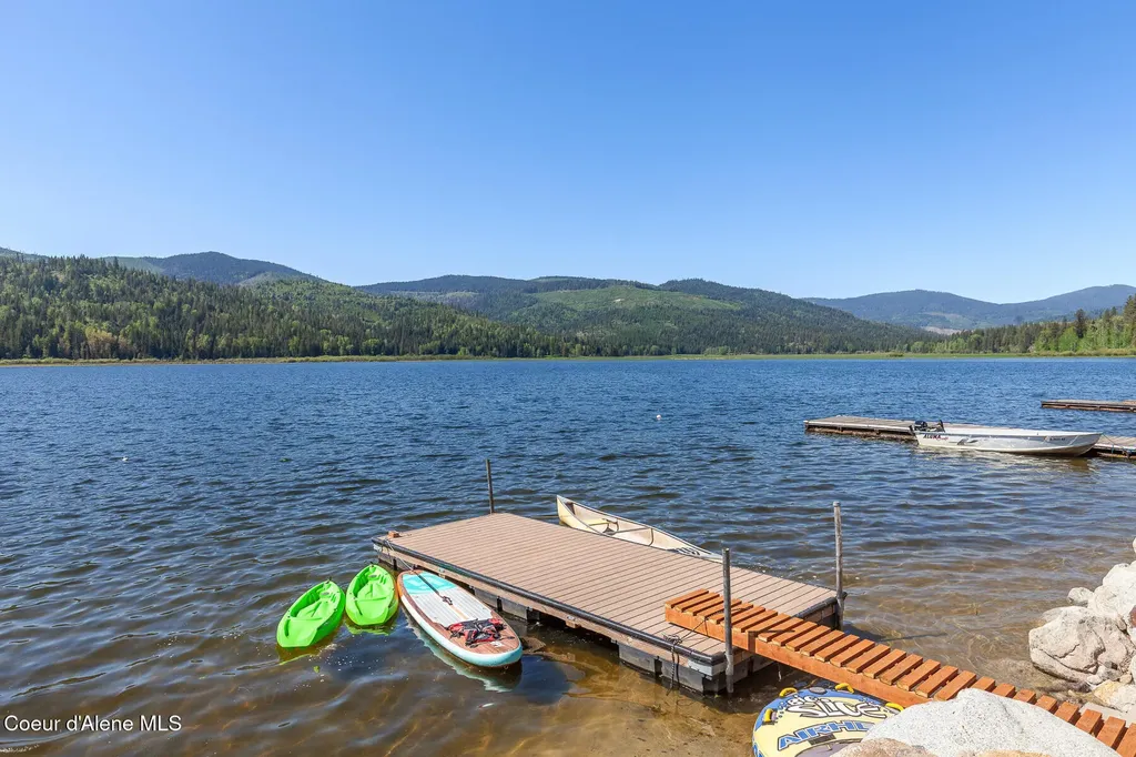10938 W Twin Lakes Road Rathdrum ID 83858