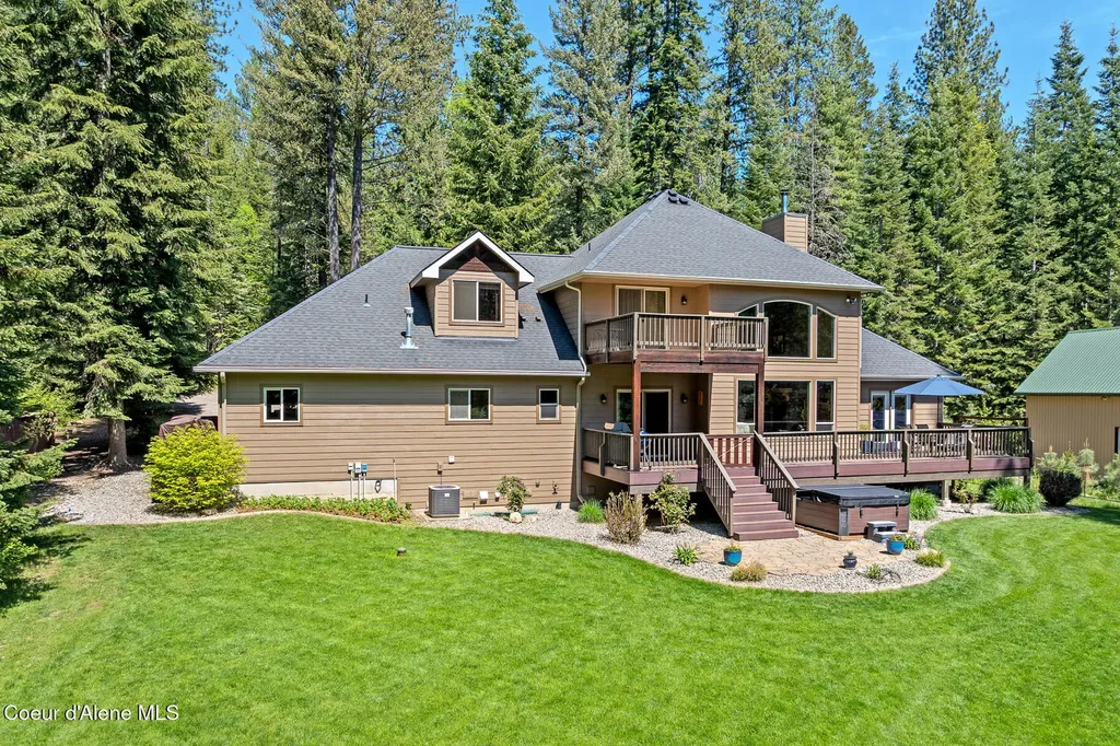 10938 W Twin Lakes Road Rathdrum ID 83858