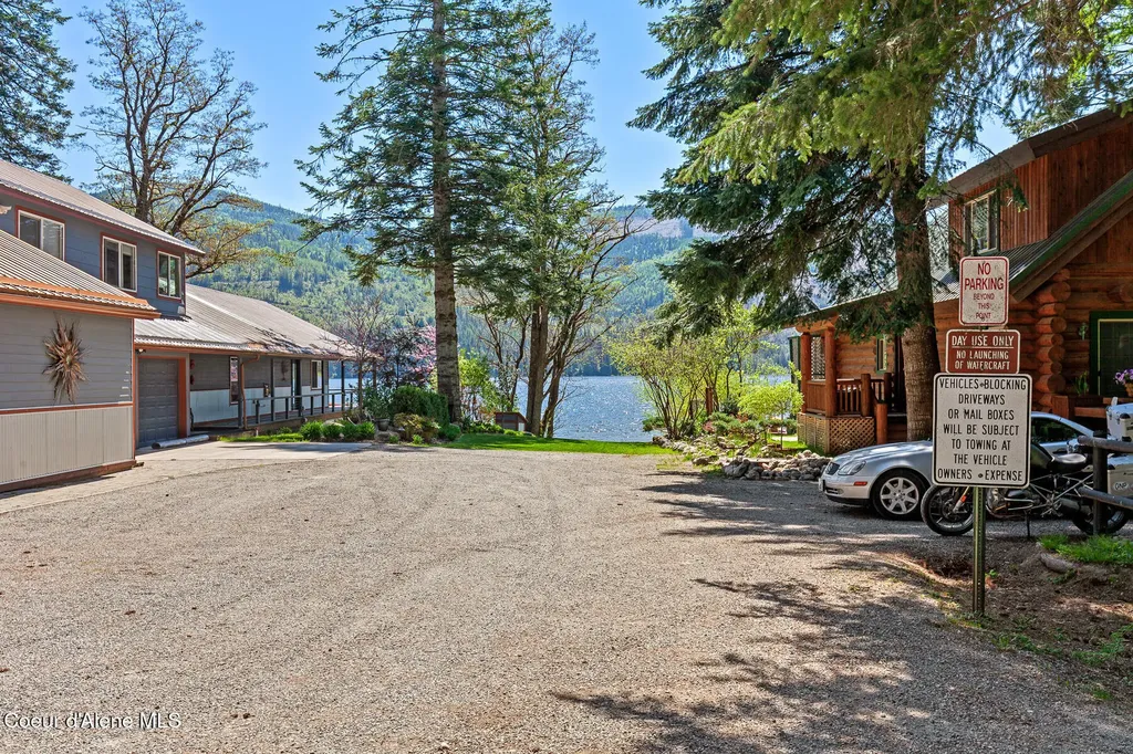 10938 W Twin Lakes Road Rathdrum ID 83858