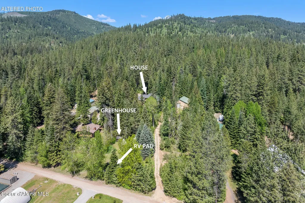 10938 W Twin Lakes Road Rathdrum ID 83858