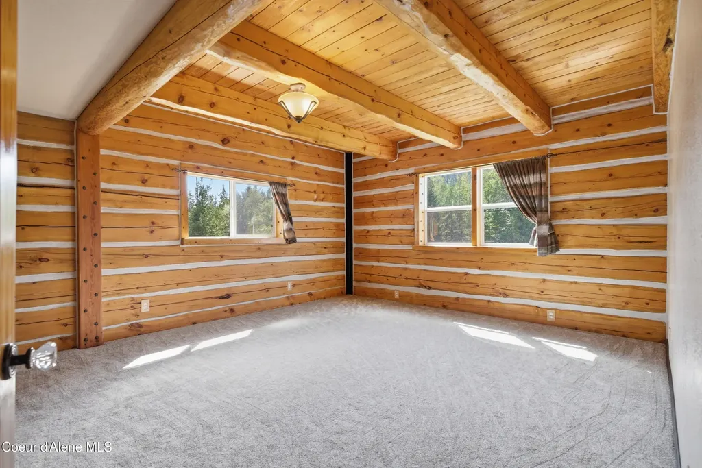 53 Sawtooth Way Sagle ID 83860
