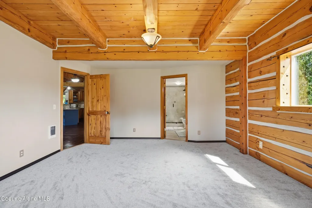 53 Sawtooth Way Sagle ID 83860
