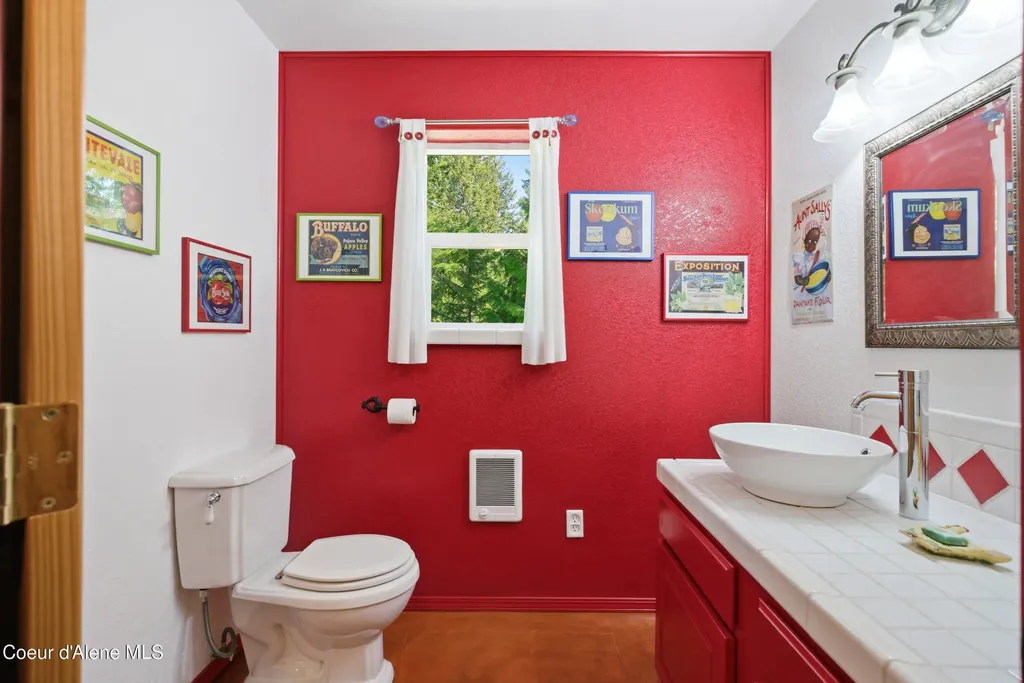 53 Sawtooth Way Sagle ID 83860
