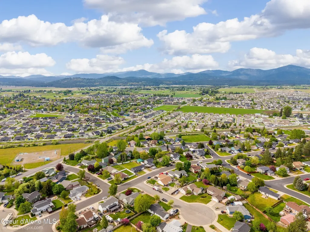 2615 N Rawhide Ridge Road Post Falls ID 83854