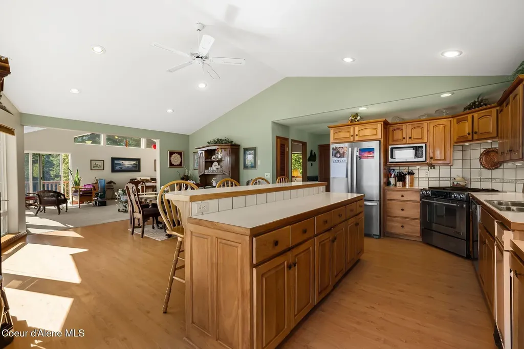 99 Moosewood Lane Sagle ID 83860