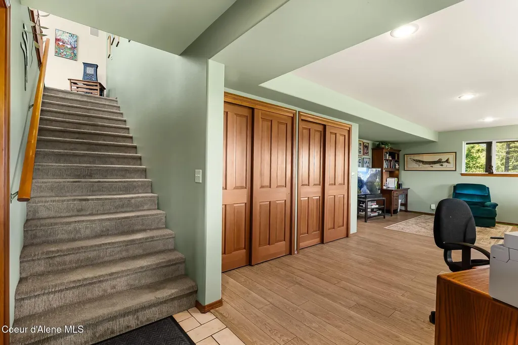 99 Moosewood Lane Sagle ID 83860