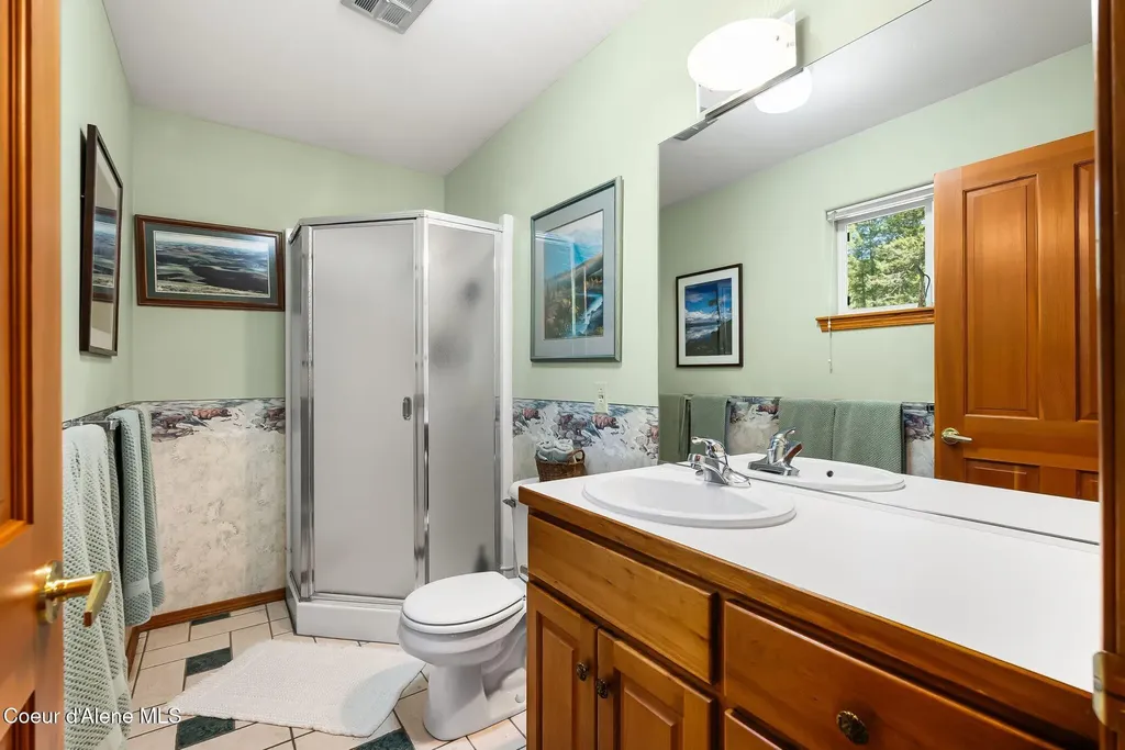 99 Moosewood Lane Sagle ID 83860