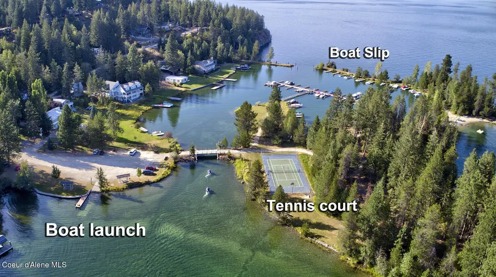 99 Moosewood Lane Sagle ID 83860