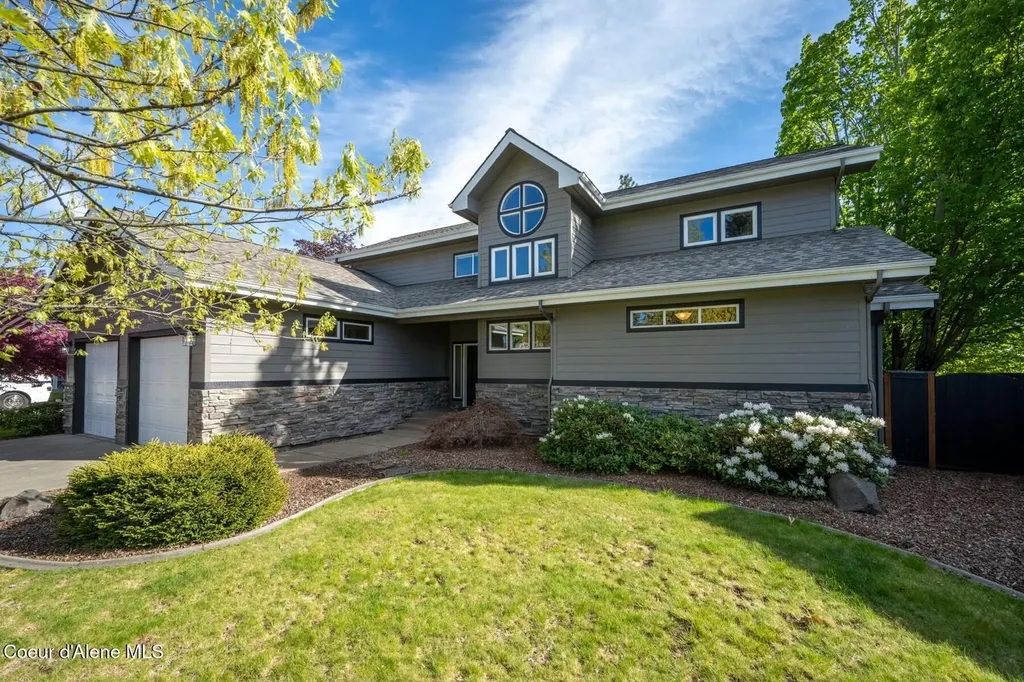 8128 N Stonehaven Drive Hayden ID 83835