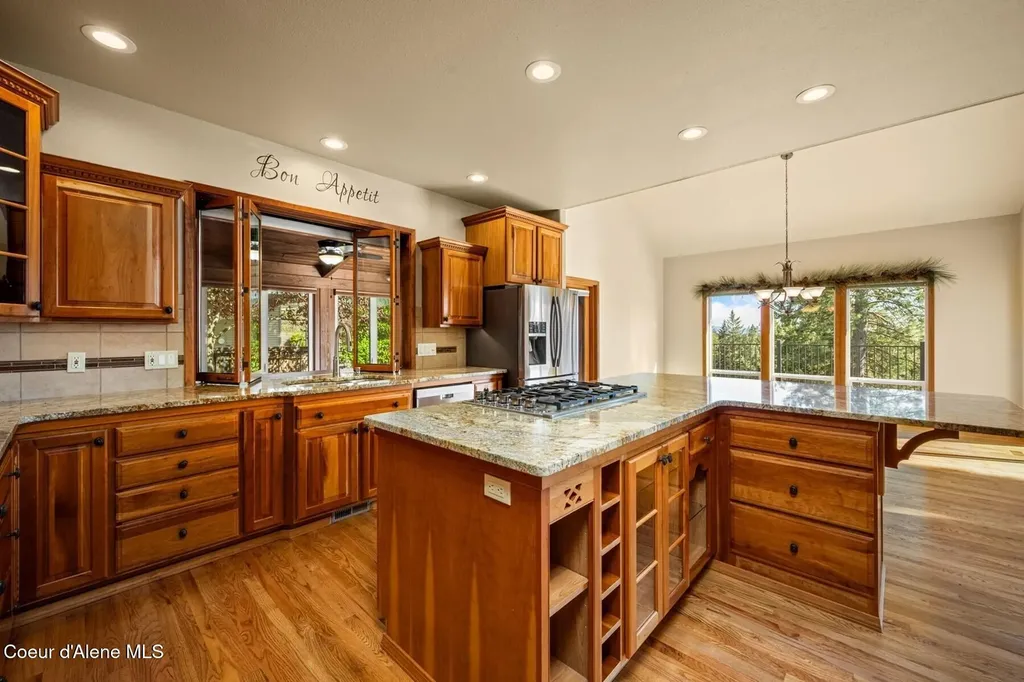8128 N Stonehaven Drive Hayden ID 83835
