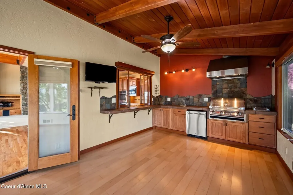 8128 N Stonehaven Drive Hayden ID 83835
