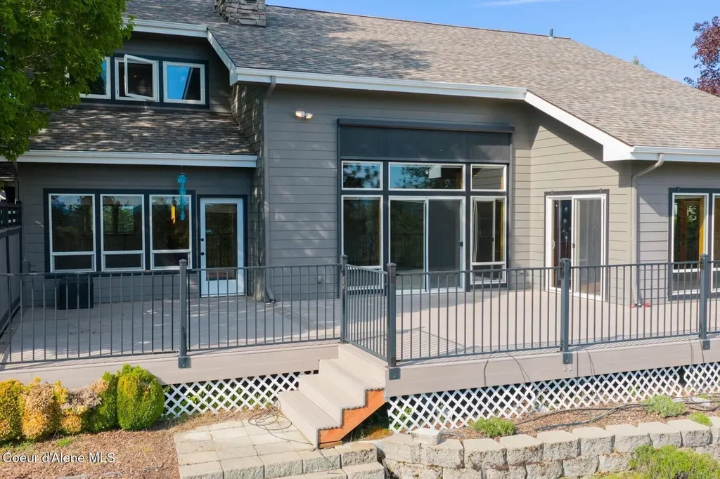 8128 N Stonehaven Drive Hayden ID 83835