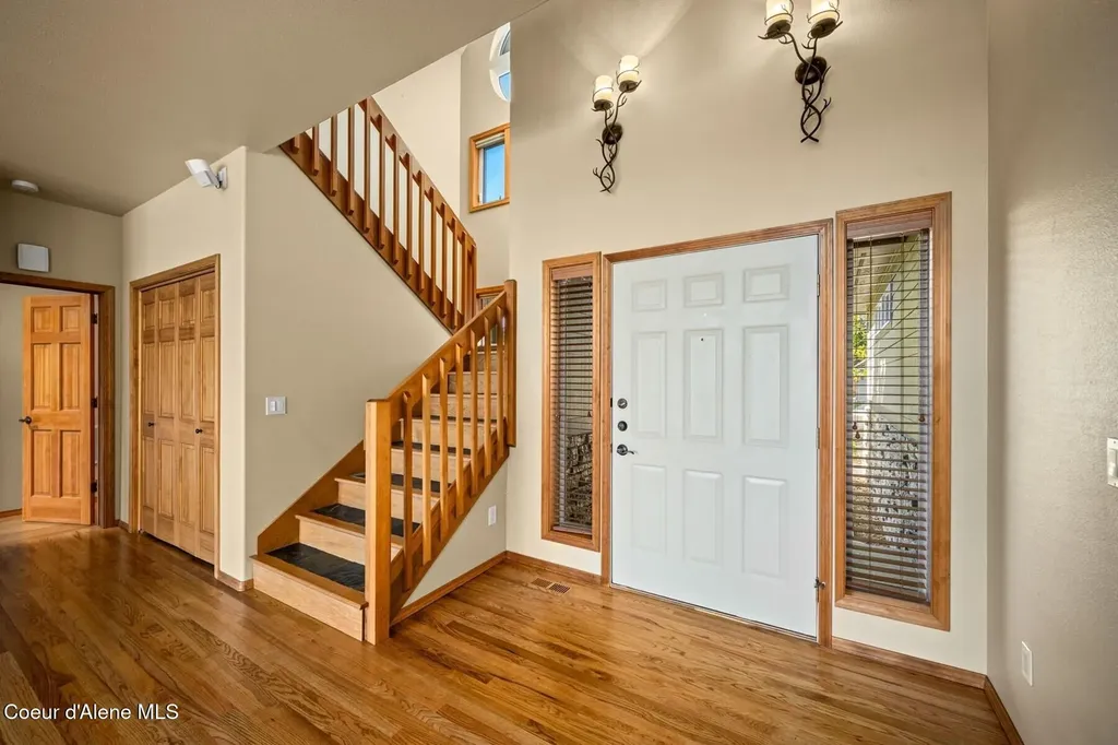 8128 N Stonehaven Drive Hayden ID 83835