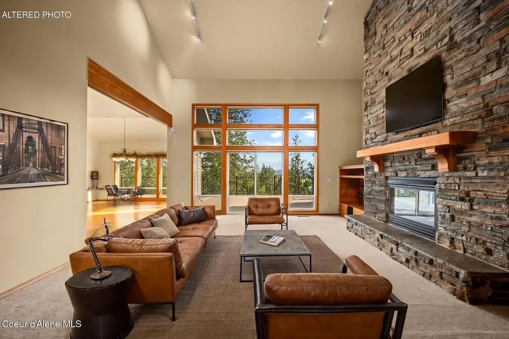 8128 N Stonehaven Drive Hayden ID 83835