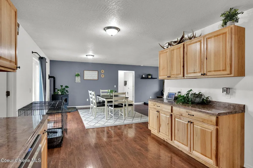 32988 N 7th Avenue Spirit Lake ID 83869