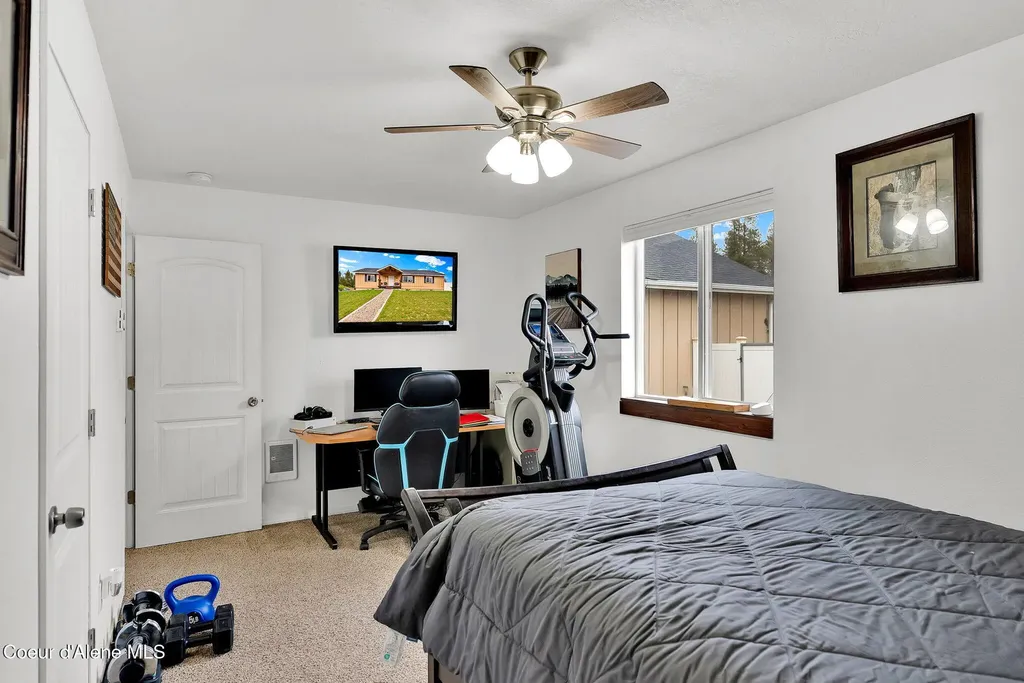 32988 N 7th Avenue Spirit Lake ID 83869