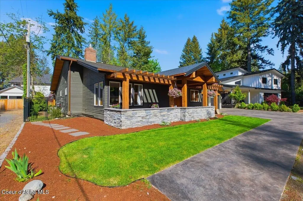 10231 N Fairway Drive Hayden Lake ID 83835